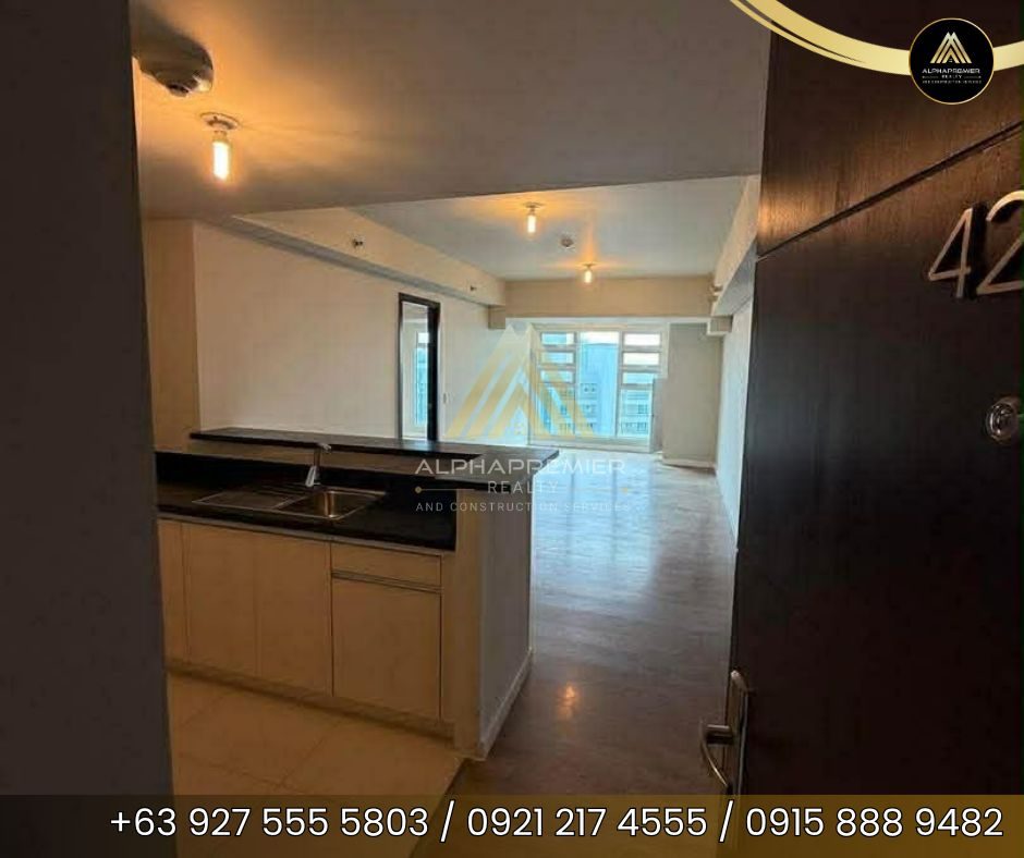 Lot for Sale in Makati, photo 1
