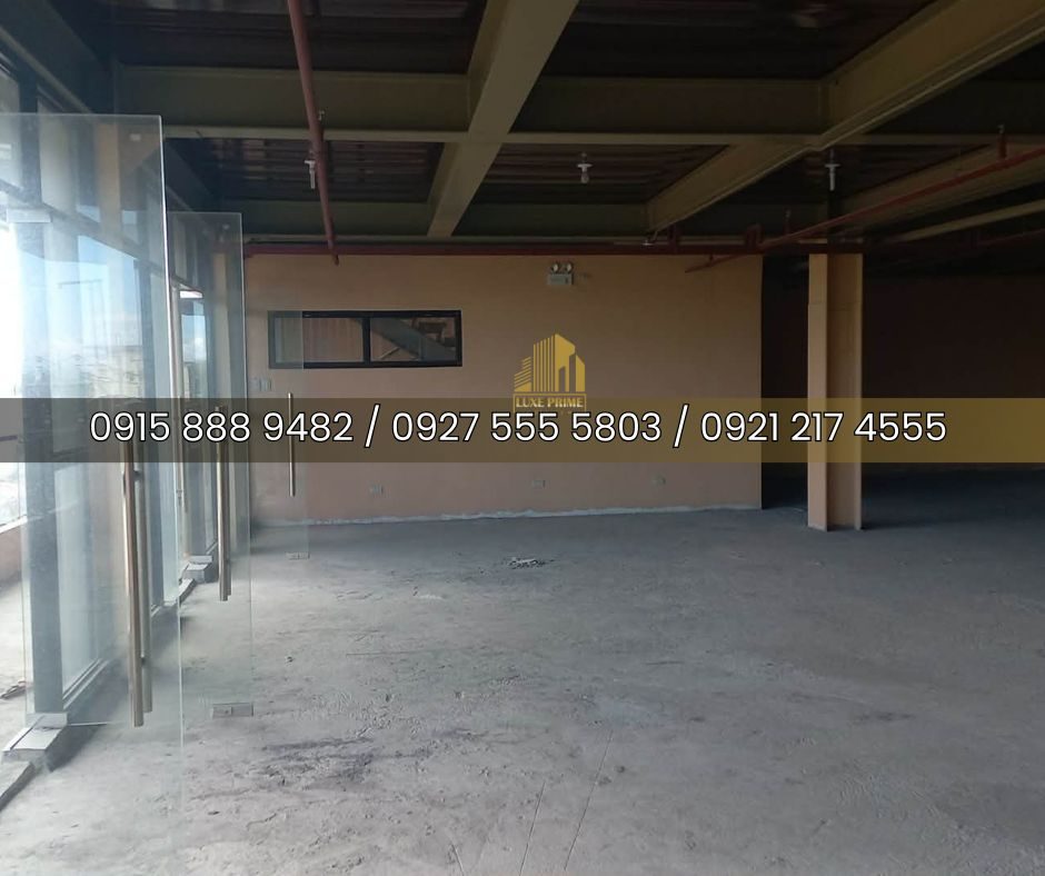 Commercial Space for Lease in Santa Maria, photo 2